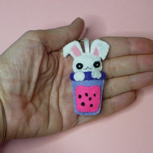 Bubble tea kawaii bunny, adorable felt key ring, handmade bag charm, cute little gift image 3