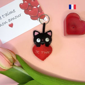 Black cat keychain, kawaii love gift