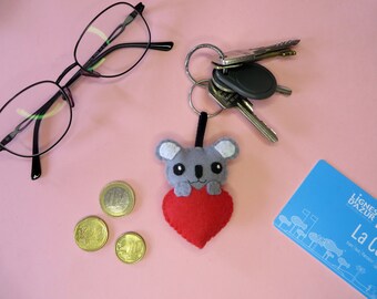 Koala keychain, kawaii plush, in felt, handmade, love gift