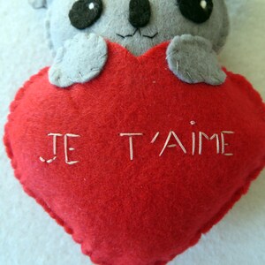 Koala plush, in a heart, in felt, handmade, love gift image 3