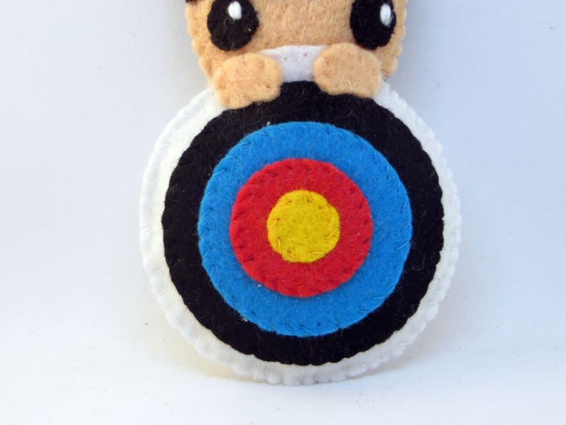 Archery felt ornament, for quiver, little king, in an archery target, archery gift image 7