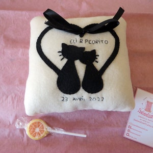 Coussin d'alliances chat, noir et ivoire, pour mariage romantique, fait main, en polaire et feutrine, cadeau de mariage image 10