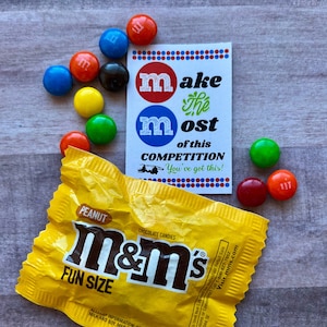 DESCARGA INSTANTÁNEA Competencia de baile MMs Etiquetas imprimibles de porristas Regalos de chocolate Golosinas Tarjetas de escenario Animadoras Bailarina Hermanas Dulces de pompón