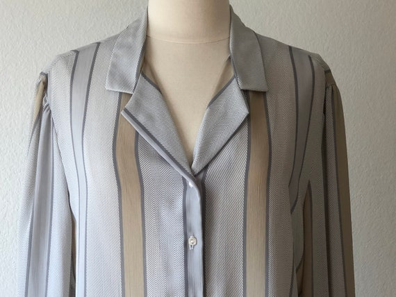 Vintage Sheer Button-Down Shirt in White with Gra… - image 6