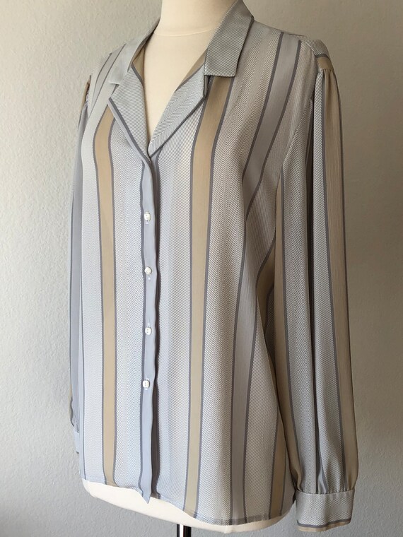 Vintage Sheer Button-Down Shirt in White with Gra… - image 3