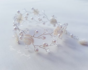 Silver Bridal bracelet - Wedding Bracelet - Pearl bracelet - Wedding Corsage, Bridal Jewelry, wedding jewellery, Bridal cuff bracelet, UK