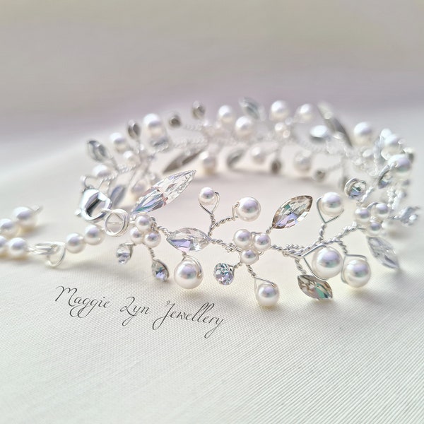 Silver Wedding bracelet, Crystal Bridal bracelet, Cuff Bracelet, Crystal bracelet, Vine bracelet - Bridal Jewellery, wedding jewelry, uk