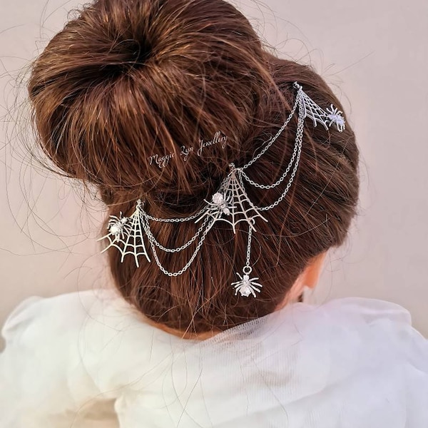 Spider hair accessories Wedding - Spider hair clip - Spider Jewellery - Gothic Spider jewelry , Spider hair slide, Spider accessories. uk