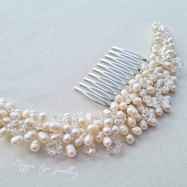 Freshwater Pearl hair comb - Pearl Bridal hair comb - Pearl hair piece - Pearl bridal hair accessories - Pearl headpiece - Pearl hair slide.