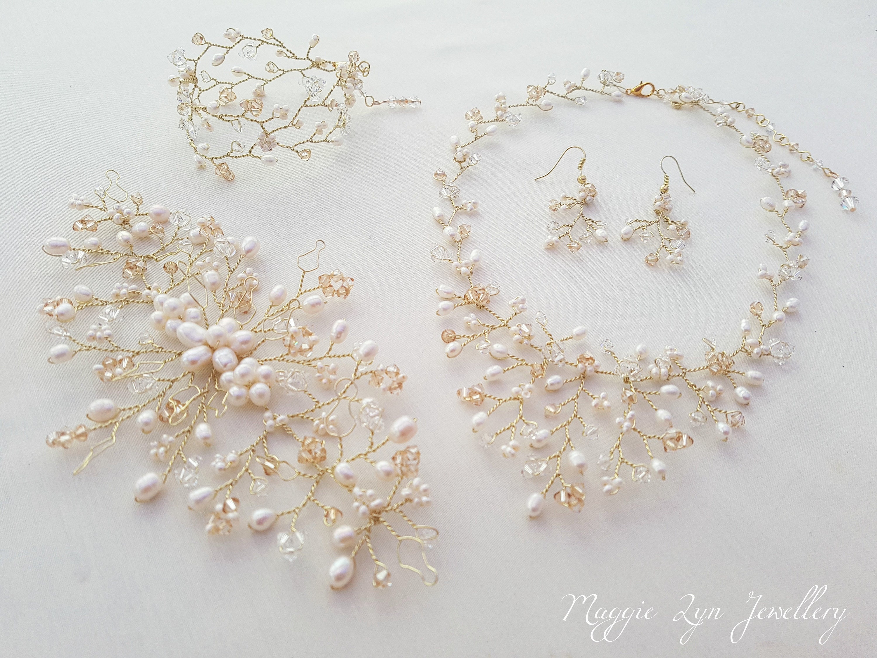 Gold Bridal jewellery set. Gold Bridal 
