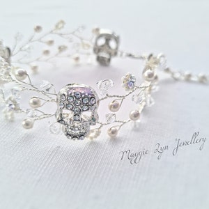Skull wedding bracelet - Gothic wedding bracelet - Gothic bridal bracelet, Gothic bracelet, Skull bracelet, Skull Jewelry, Skull jewellery