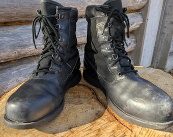Herman Survivors 70s Vintage Moc Toe Leather Work Boots. Insulated