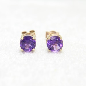 9ct Gold Amethyst Stud Earrings