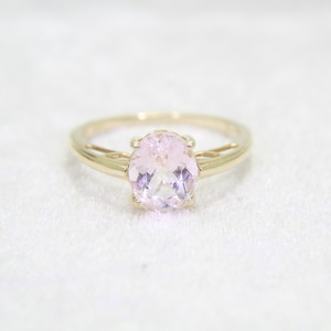 9ct Gold Morganite Ring Size 9 - R 1/2