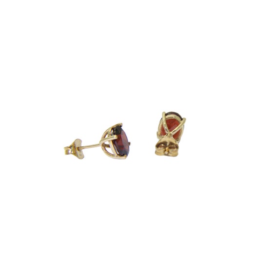 9ct Gold Garnet Stud Earrings - image 3