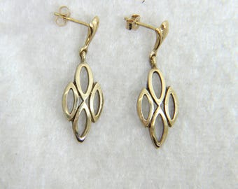 Vintage 9ct Yellow Gold Drop Earrings - 27mm Retro Oval Design