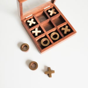 Messing und Holz Tic Tac Toe Spiel Vintage Bild 1