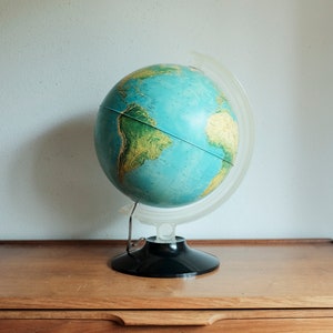 Rand McNally Light up Globe