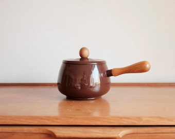 Brown Enamel Pot with lid with wood handle