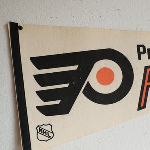 Vintage Pennant Philadelphia Flyers image 2