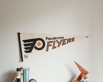 Vintage Pennant Philadelphia Flyers