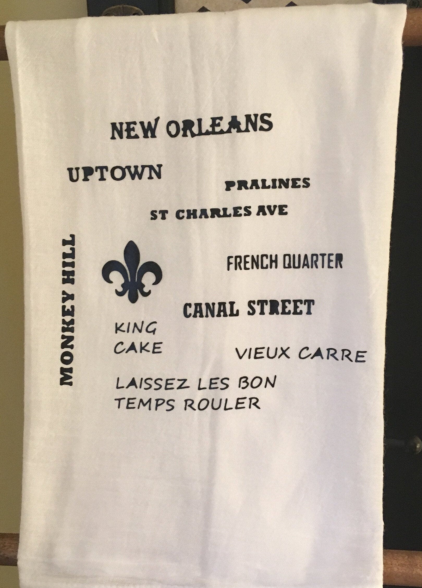 New Orleans Linen/100 Flour Sack/Kitchen Linen/Shower Gift/Hostess Gift/Nola Favorites/Nola