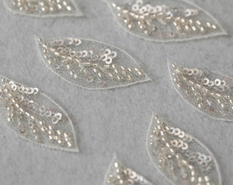 Applications de feuilles argentées à sequins : ornements en dentelle et perles - 5 cm, lot de 5