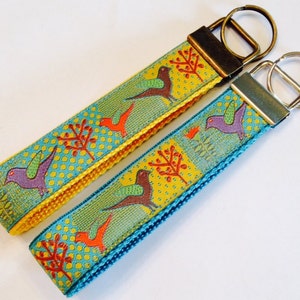 Sue Spargo Designer Ribbon Wristlet Key Fob: Gray Turquoise Birds Wristlet, Luggage/Backpack Tag, Quilter/Jacquard Key Fob/Stocking Stuffer