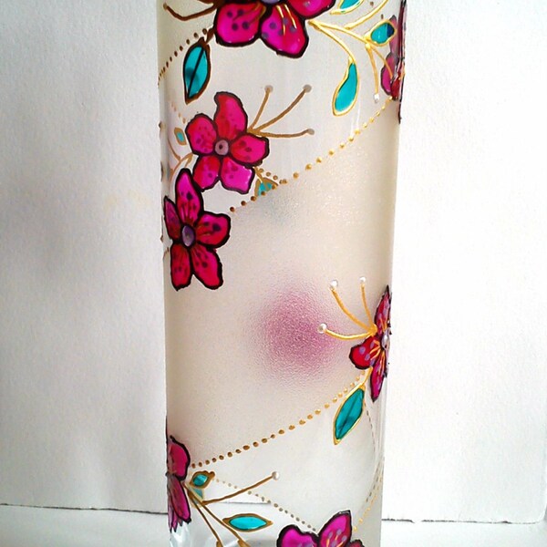 Magenta flowers glass vase, hand painted vase, floral vase, magenta flower vase, home decoration, glass vase, cylindrical vase, gift for her