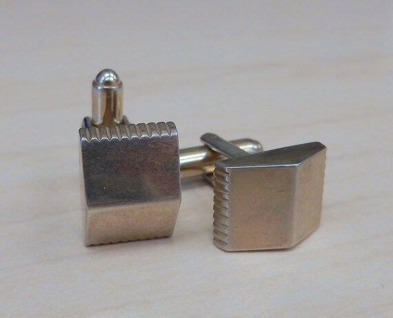 Pyramid Cufflinks - Vintage Triangular Cuff Links… - image 5