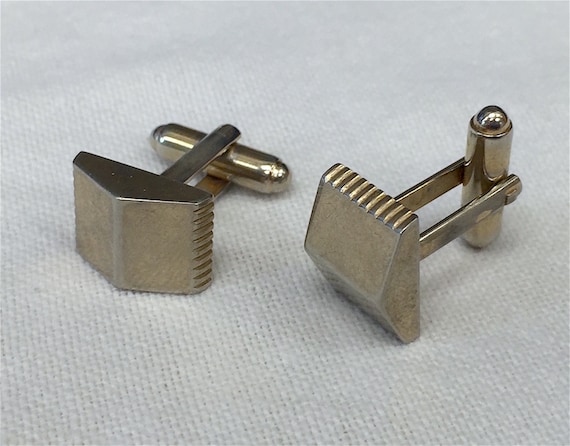 Pyramid Cufflinks - Vintage Triangular Cuff Links… - image 1