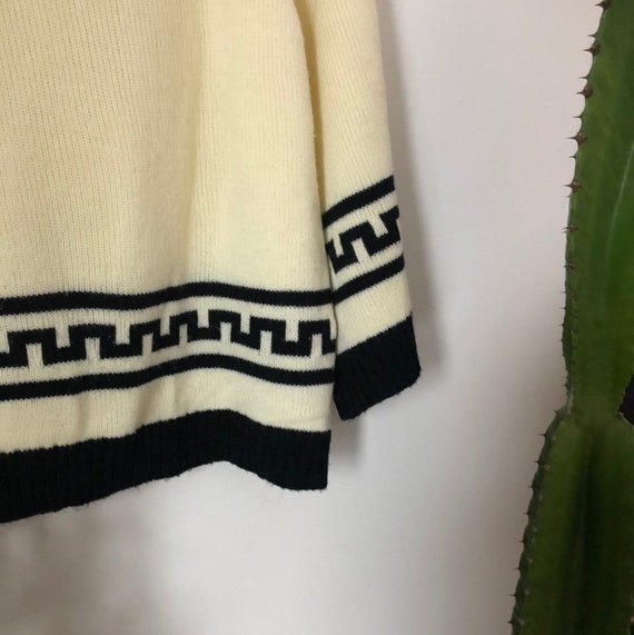 Vintage 80's Black and Cream Geometric Sweater - image 3