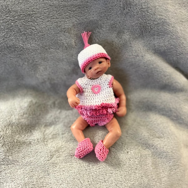 5 " In Inch New Art OOAK  Doll Clothes Clothing for Polymer Clay Silicone Baby Medium Pink Play Set w Cap and Booties