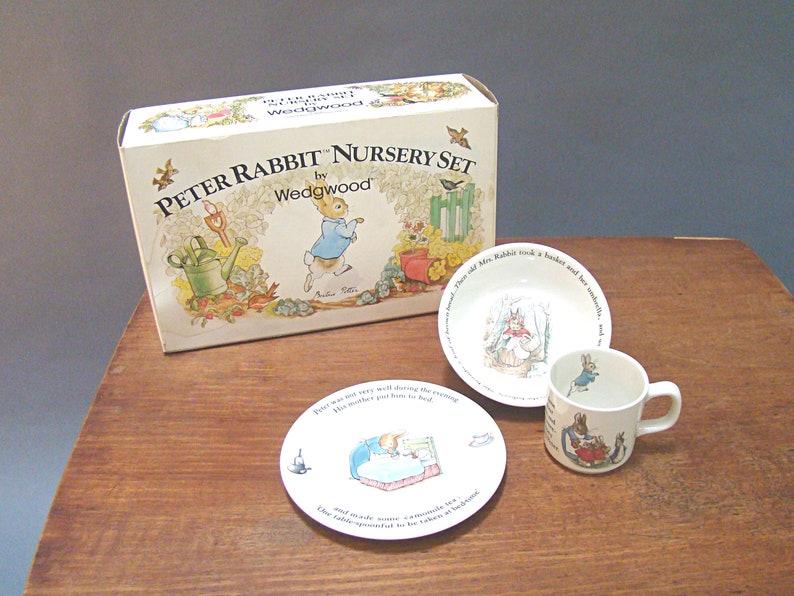 BEATRIX POTTER PETER RABBIT CLASSIC BOWL AND SPOON SET BNIB