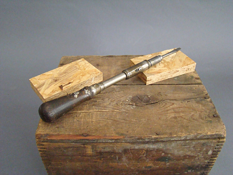 Antique Tool Yankee No 30 Ratchet Screwdriver Ratcheting Flathead