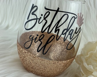 Birthday Girl, Glitter Wine Glass, Birthday Wine Glass, Personalized Birthday Gift, 21st Birthday, 30th Birthday, Gift for Her, Funny Glass