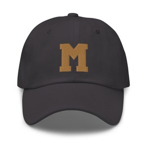 Gorra de béisbol bordada con letra M para hombres, mujeres, papá, sombrero para mujeres, regalo único para ella
