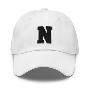 Letra inicial N Gorra de béisbol para mujeres hombres bordado alfabeto papá sombrero regalo de cumpleaños para él