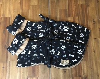 Puppy coats x 2, 1 to fit 3-6mth, 1 to fit 6-9mths