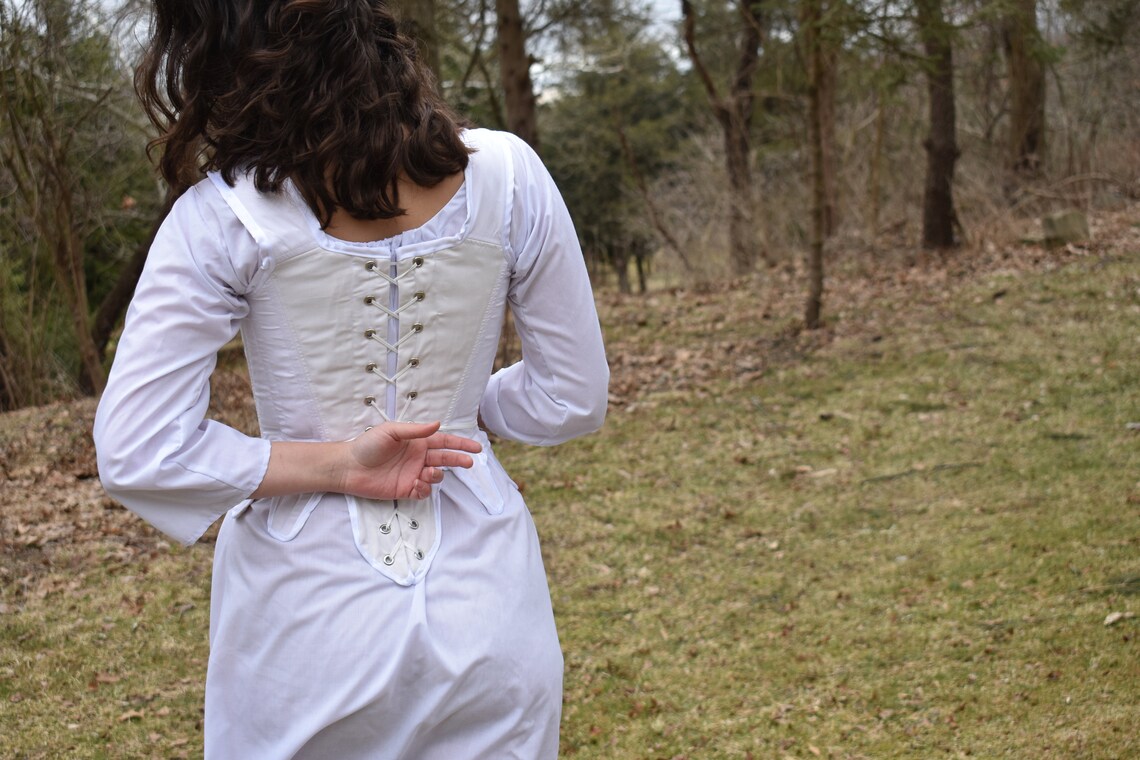 No. 18 — The Corset Column