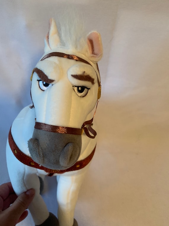 maximus plush horse