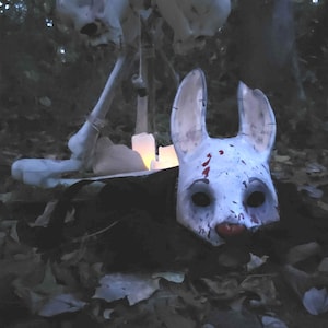 Dead by Daylight Huntress Mask Display Prop – DBD Cosplay Accessory – Rabbit Mask Costume Decor