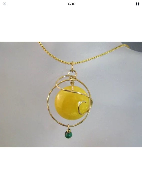 Round butter amber gold tone metal necklace penda… - image 6