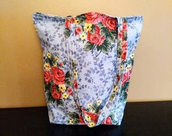 floral tote bag - floral travel bag - vintage inspired accessory - roses fabric