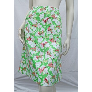 Vintage 1970s LILLY PULITZER Skirt Berry and Leaf Print