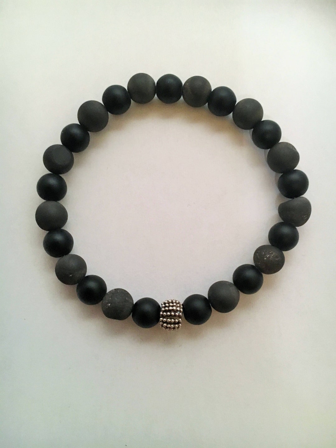 Bracelet « Harmonie » En Angelite Et Perles De Verre Tchèque – Longueur 54 Cm Ajustable, Couleur Bleu Et Cuir Noir