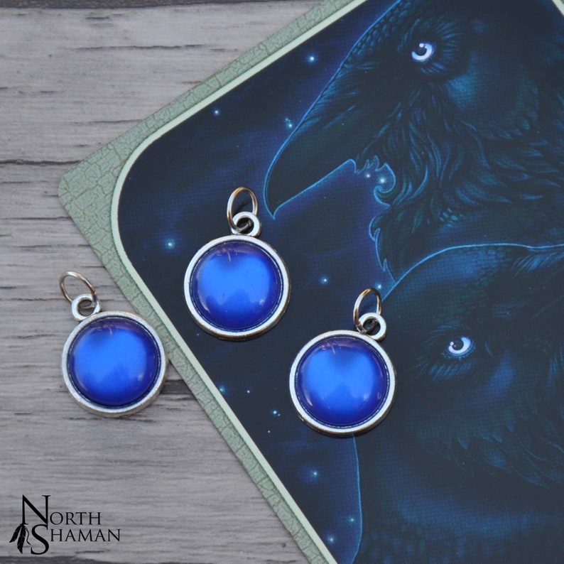 jewelry necklace elven fantastic fairy Pendant silver stone round royal blue Hanae