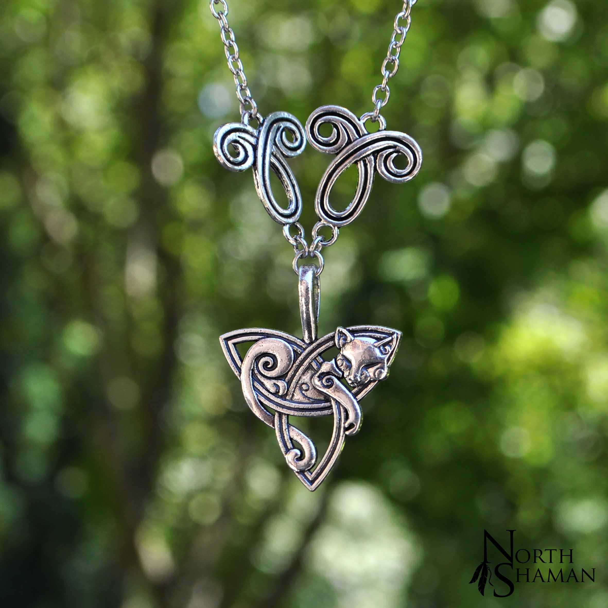 Necklace Cat Celtic Symbol Triquetra 