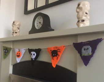 Halloween Bunting knitting pattern decoration knitted banner holiday gift halloween decoration knit pattern spider pumpkin skull bat