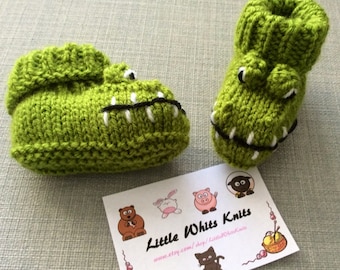 Crocodile baby booties knitting pattern animal baby boots shoes alligator socks boy baby girl baby slippers winter gift